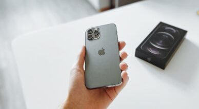 Conheça os primeiros e principais problemas do iPhone 12